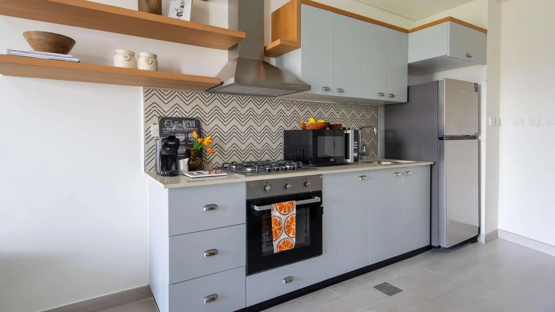 Apartment Frank Porter - Golf Vile Dubai