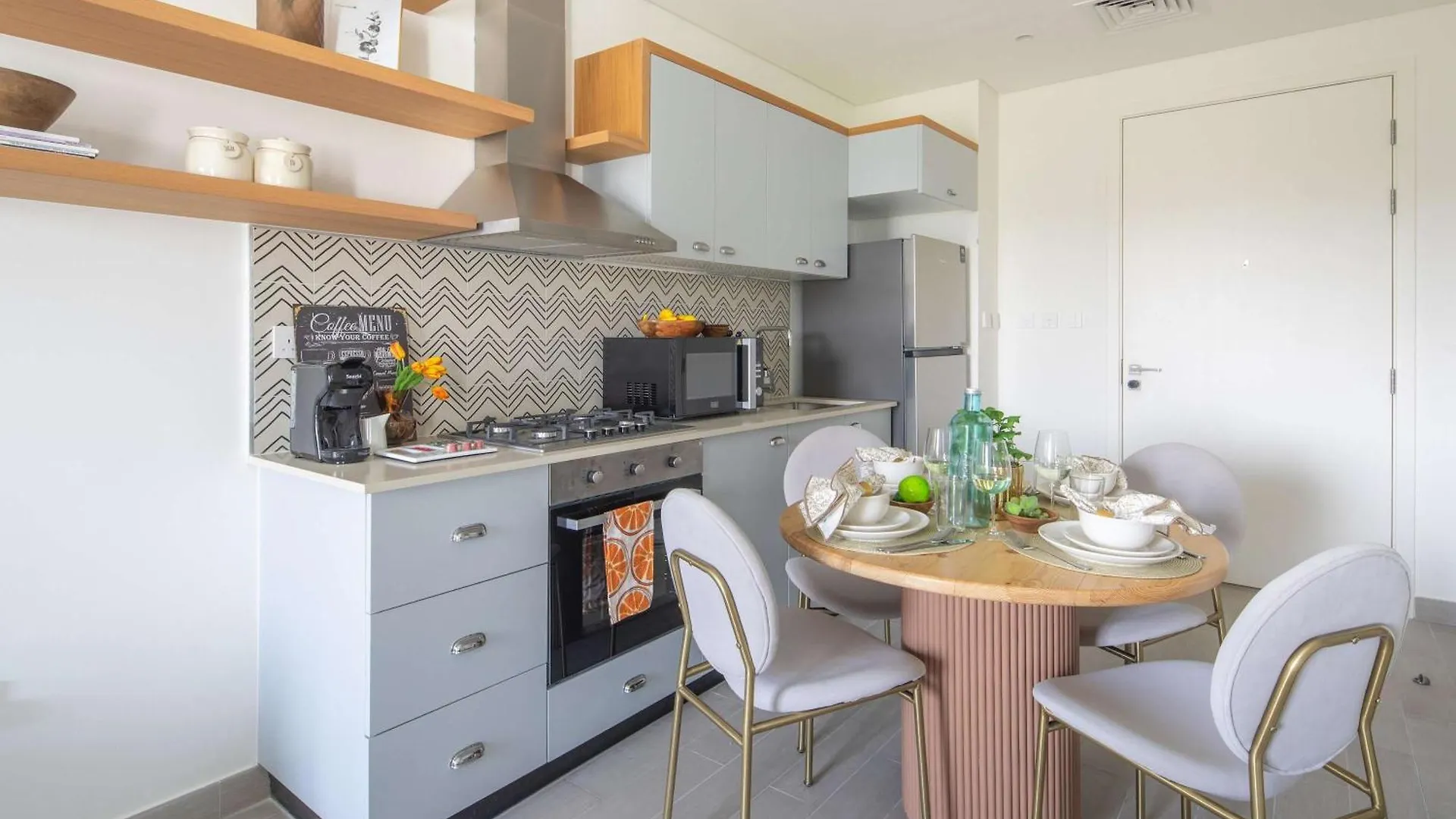 Apartment Frank Porter - Golf Vile Dubai